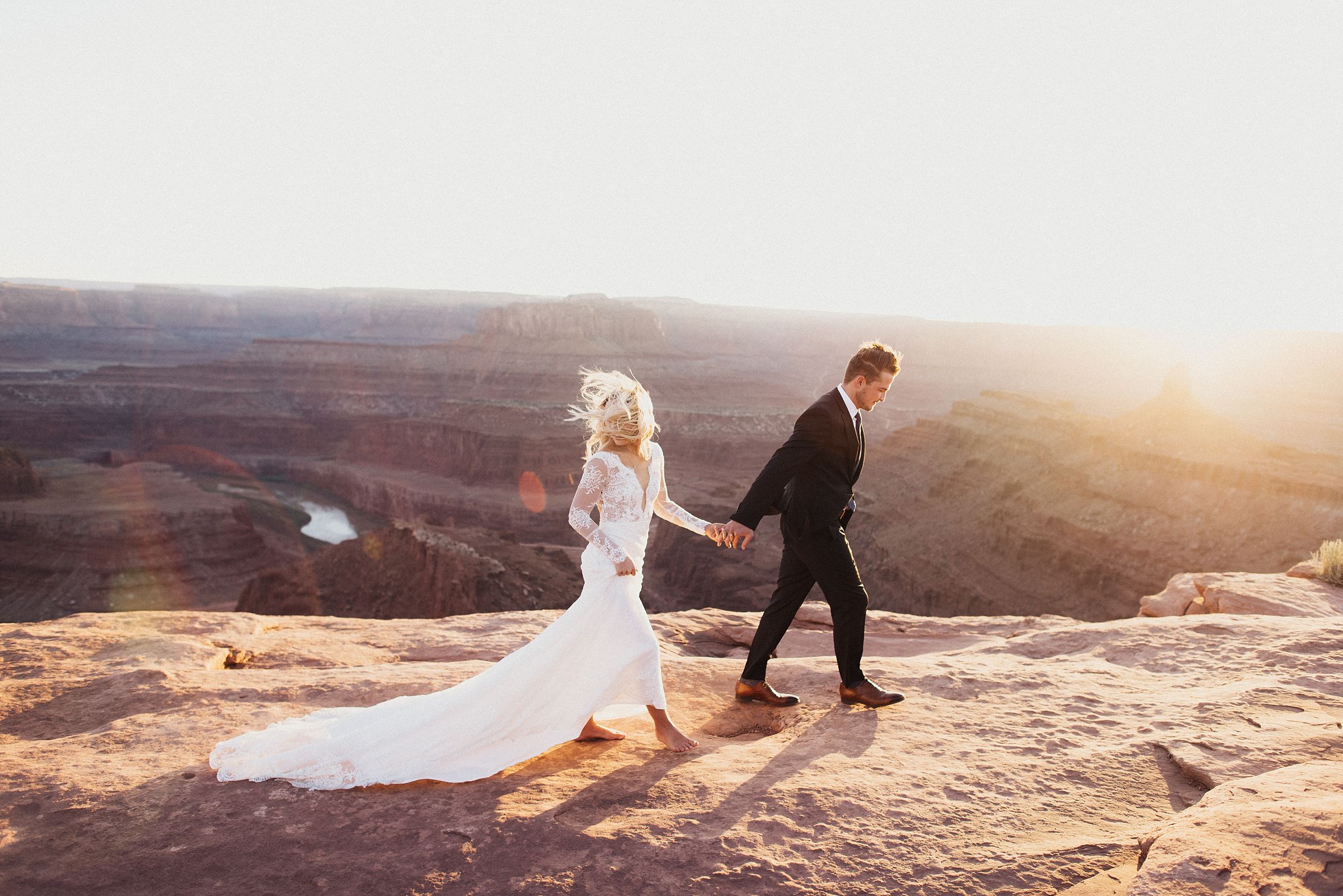 couple at dead horse point